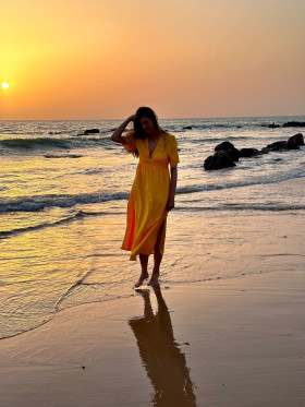 ROBE SEREMONY JAUNE