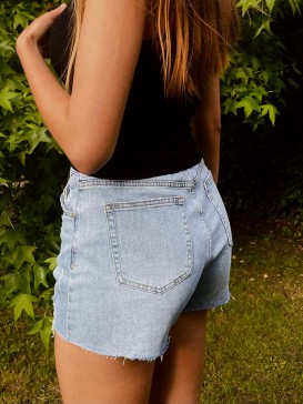 SHORT OUFAGE