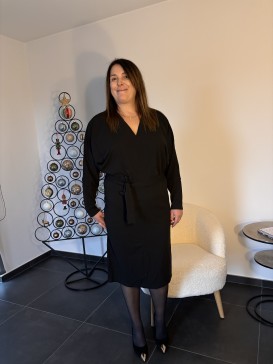 ROBE 3/4 NOIR ANIME