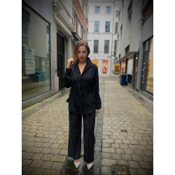 PANTALON LIGNE AVEC FICELLE...